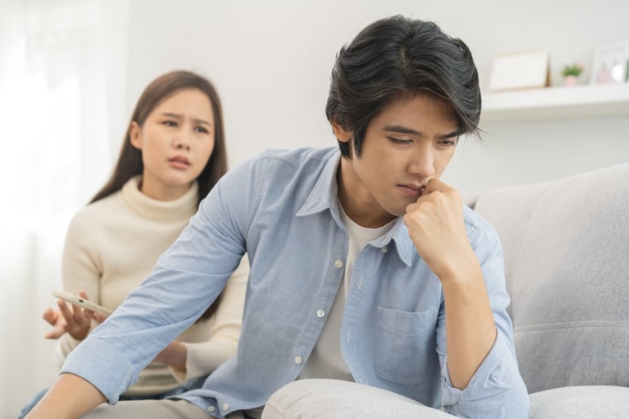 Chồng ngoại tình thường có mùi hương lạ