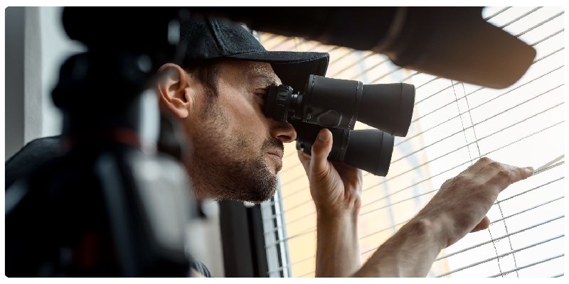 Tâm Gia hỗ trợ điều tra chồng ngoại tình