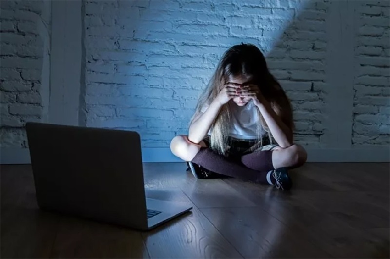 Cần kiểm tra dấu hiệu con bị đe dọa hoặc tống tiền