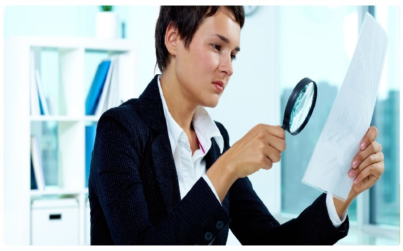 Ngoại tình khi đi công tác thường bắt đầu từ thay đổi nhỏ