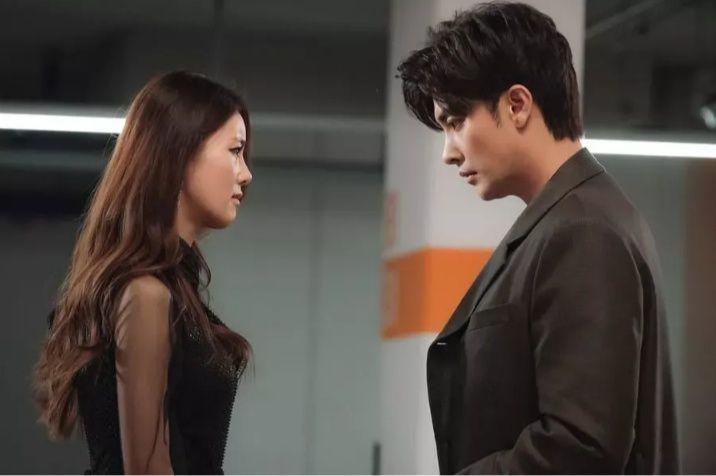 Phụ nữ thông minh làm gì khi chồng ngoại tình được chị em quan tâm