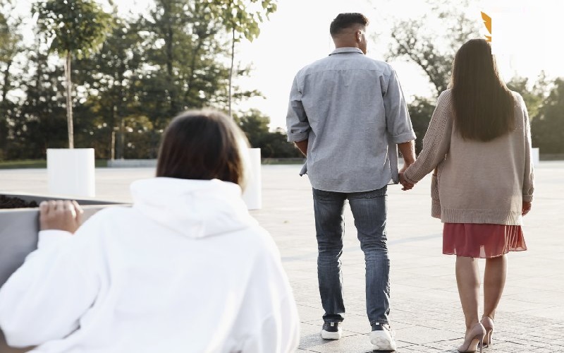 Thám tử theo dõi ngoại tình hỗ trợ thu thập bằng chứng và xử lý rắc rối