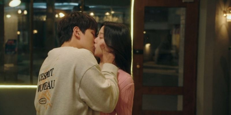 Thuê thám tử điều tra ngoại tình có rủi ro không luôn được quan tâm