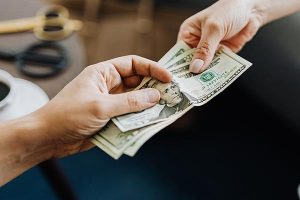 Vay nợ bỏ trốn có bị đi tù không