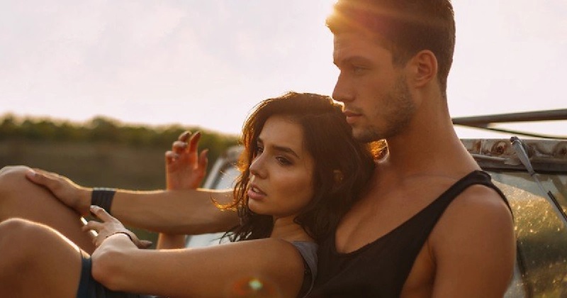 Nhận biết vợ ngoại tình với người khác đơn giản